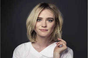 Mackenzie Davis Height and Her Screen Presence